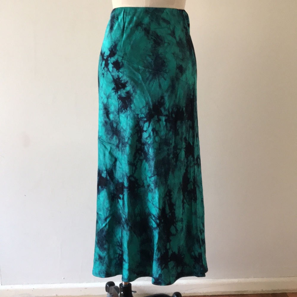 tie-dye maxi skirt - Picture 2 of 2